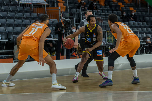 场简单的荣 场简单的荣