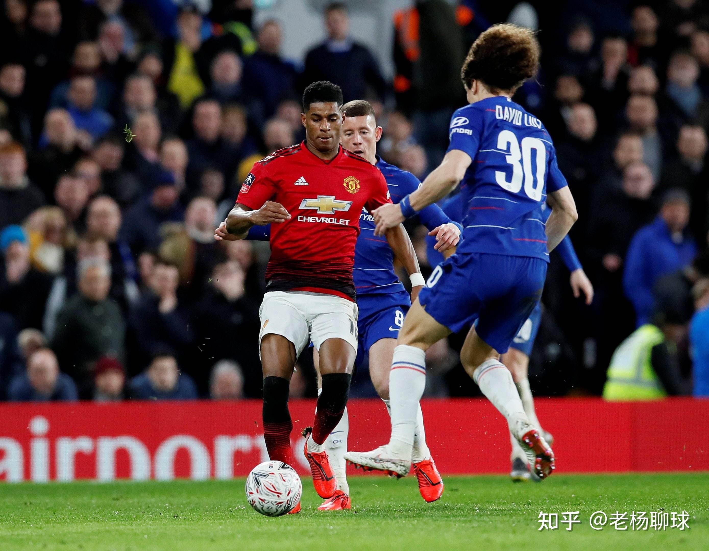 也在赛场外 也在赛场外